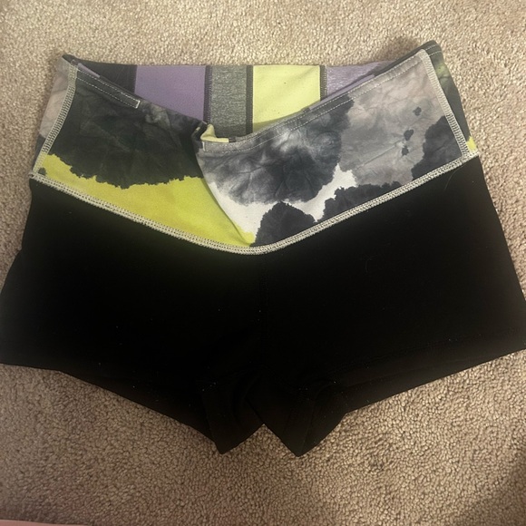 Lululemon shorts - Picture 3 of 3